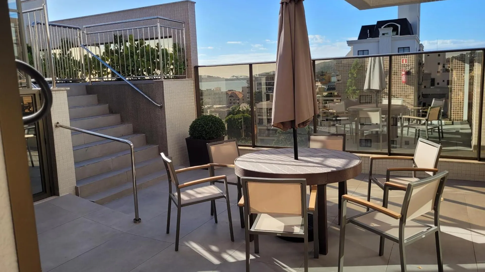 בומבינאס Apto Novo 2 Suites, Alto Padrao, Familiar, Piscina Aquecida No Condominio, 1 Quadra Mar ברזיל