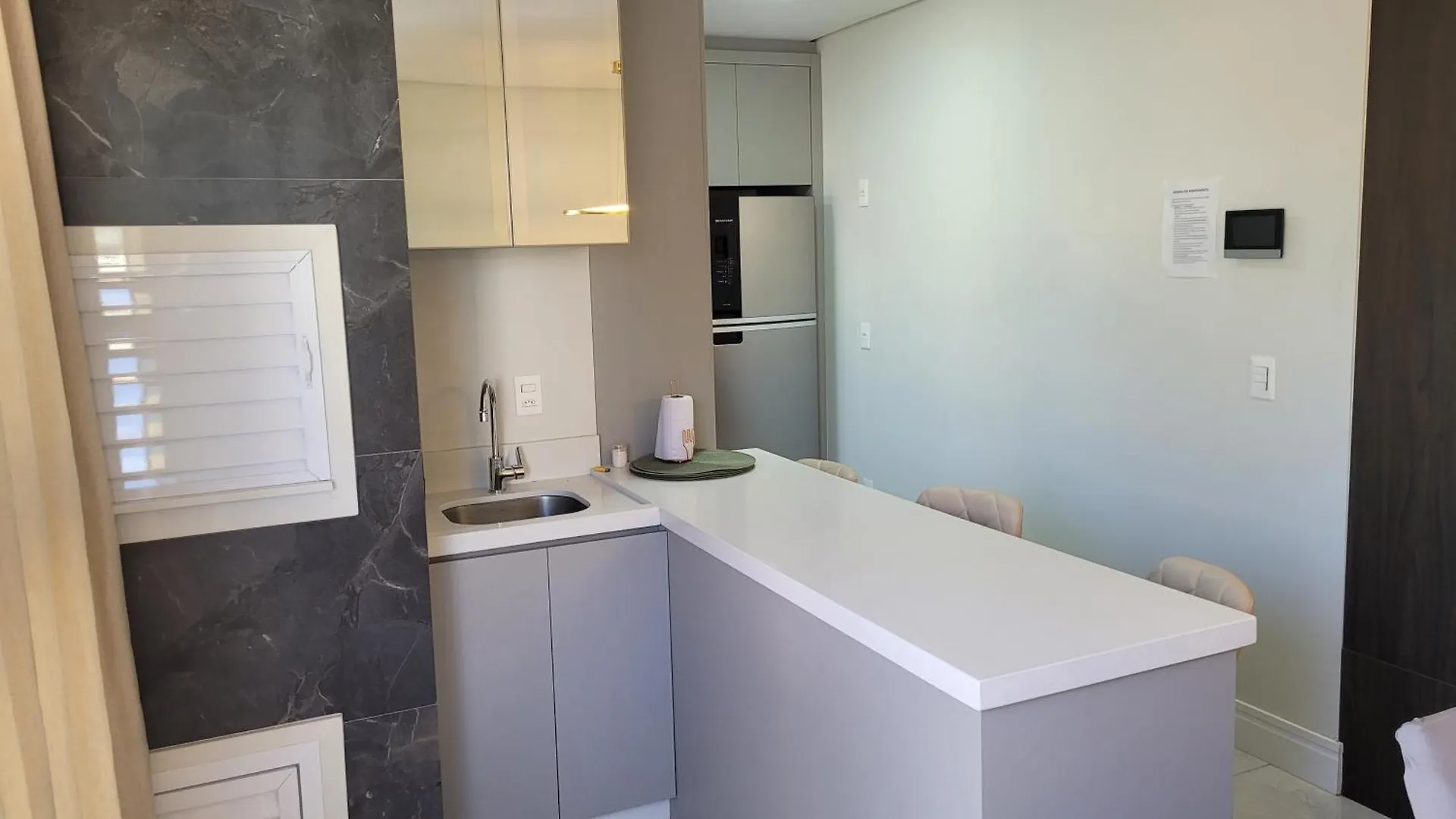 Apartment Apto Novo 2 Suites, Alto Padrao, Familiar, Piscina Aquecida No Condominio, 1 Quadra Mar Bombinhas